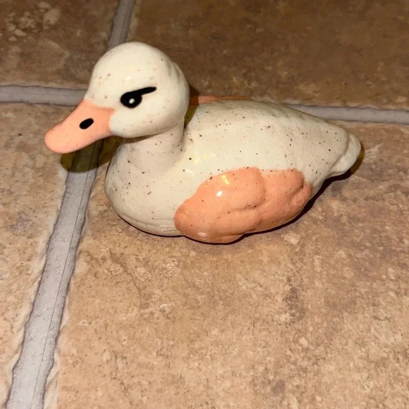 Vintage Decorative Duck ceramic Figurine trinket farmhouse/country/rustic - Picture 1 of 12